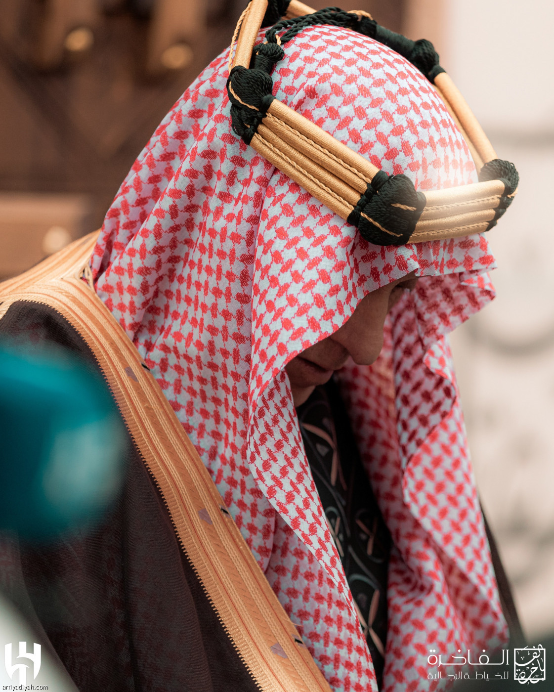 جيسوس يحتفل بالتأسيس