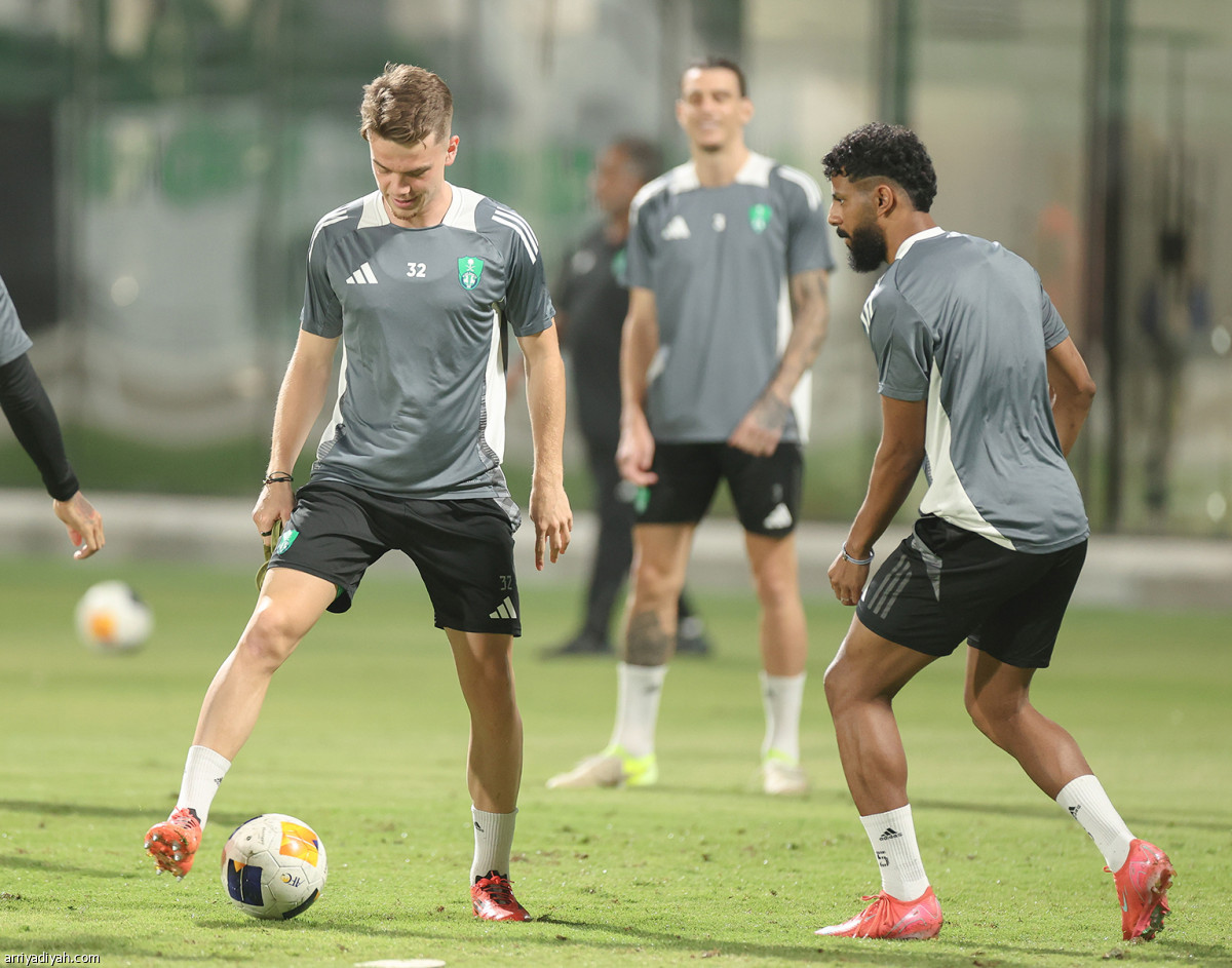 موعد مع التاريخ