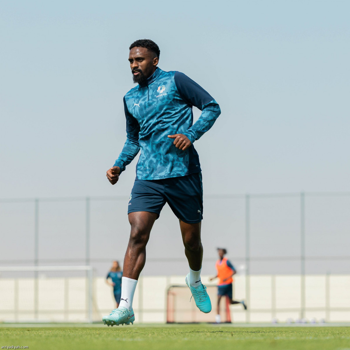 جالتييه يجهز نيوم