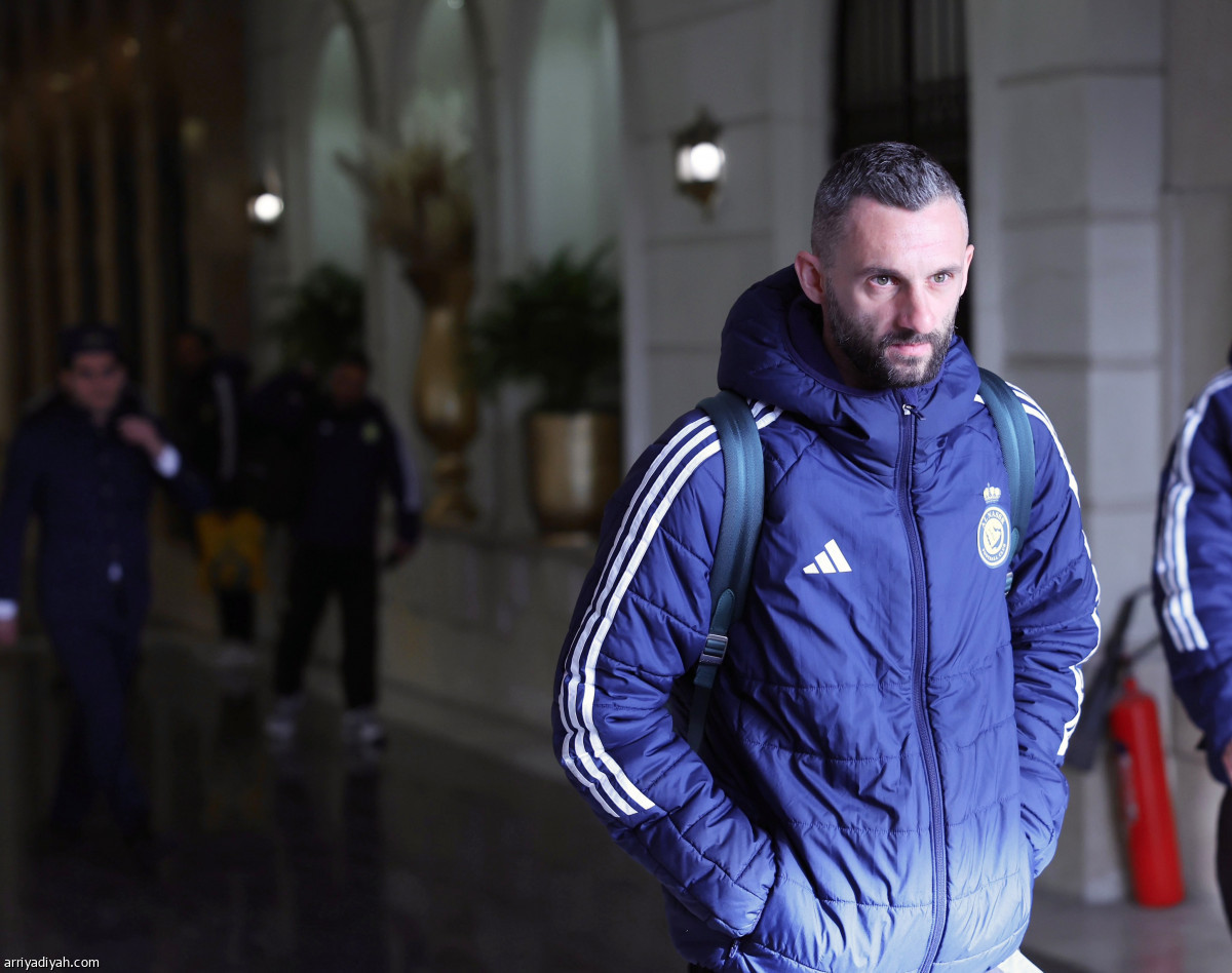 من الفندق إلى أزادي