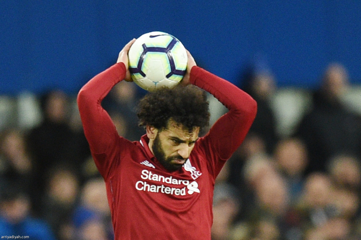 ليفربول يفرط في الصدارة