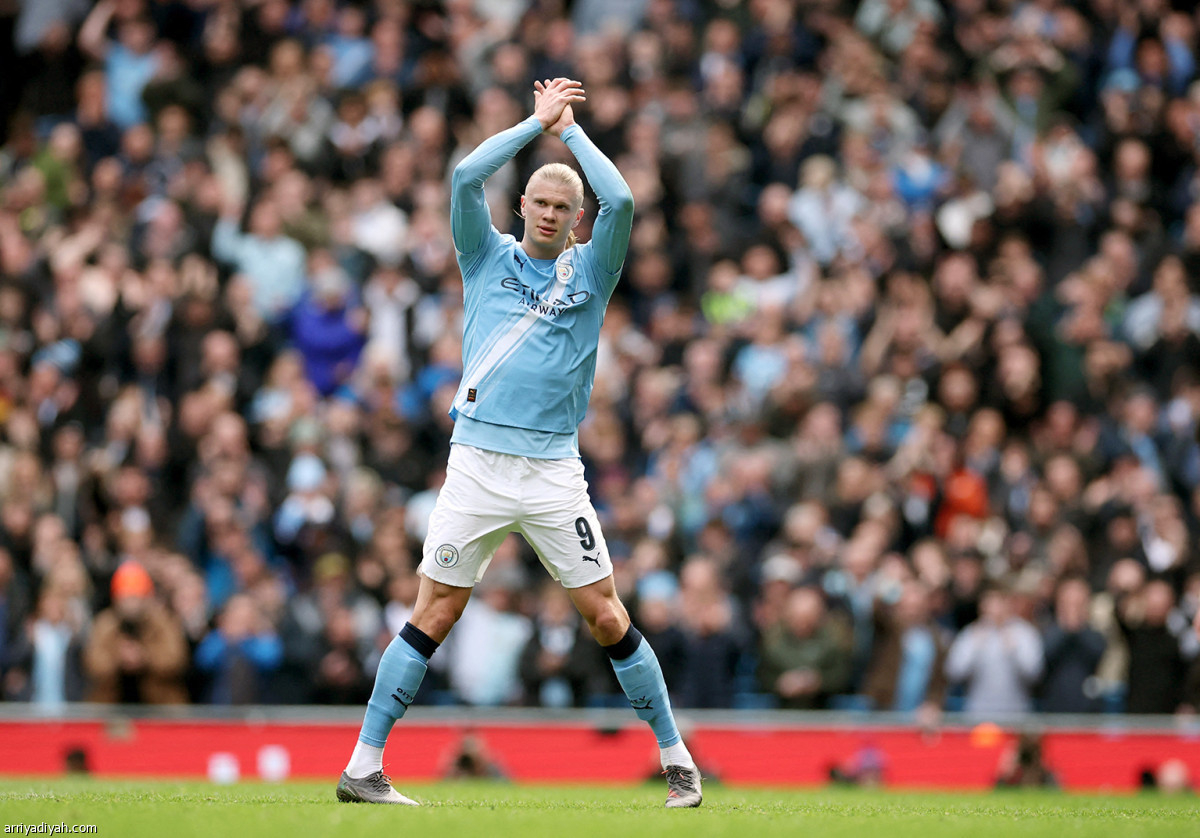 الهاتريك الـ 12