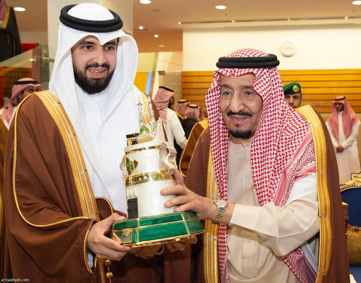 خادم الحرمين يرعى حفل السباق الكبير للفروسية  2019