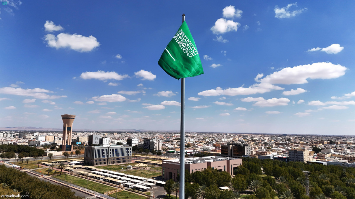 المدن السعودية تحتفي بـ«يوم العلم»