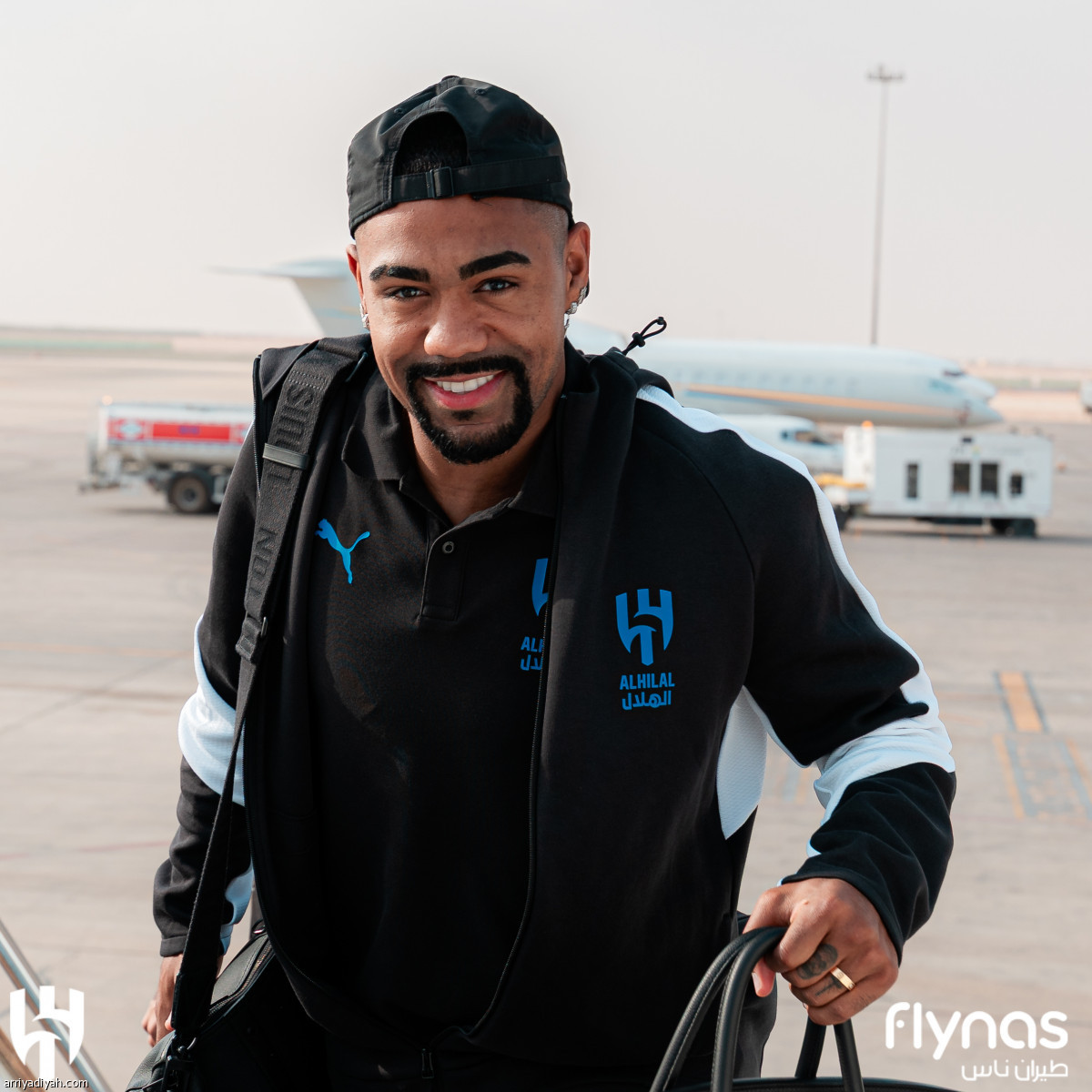 الهلال إلى طشقند