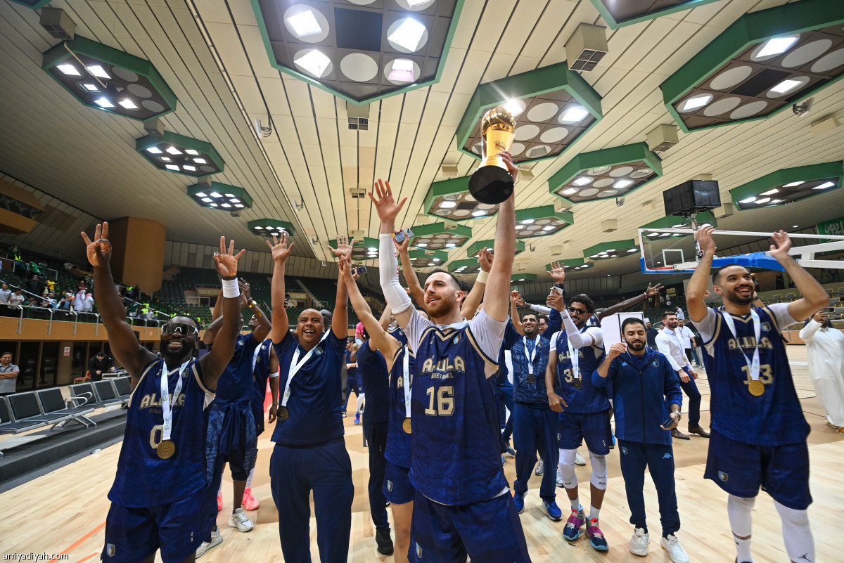 أبطال الثلاثية