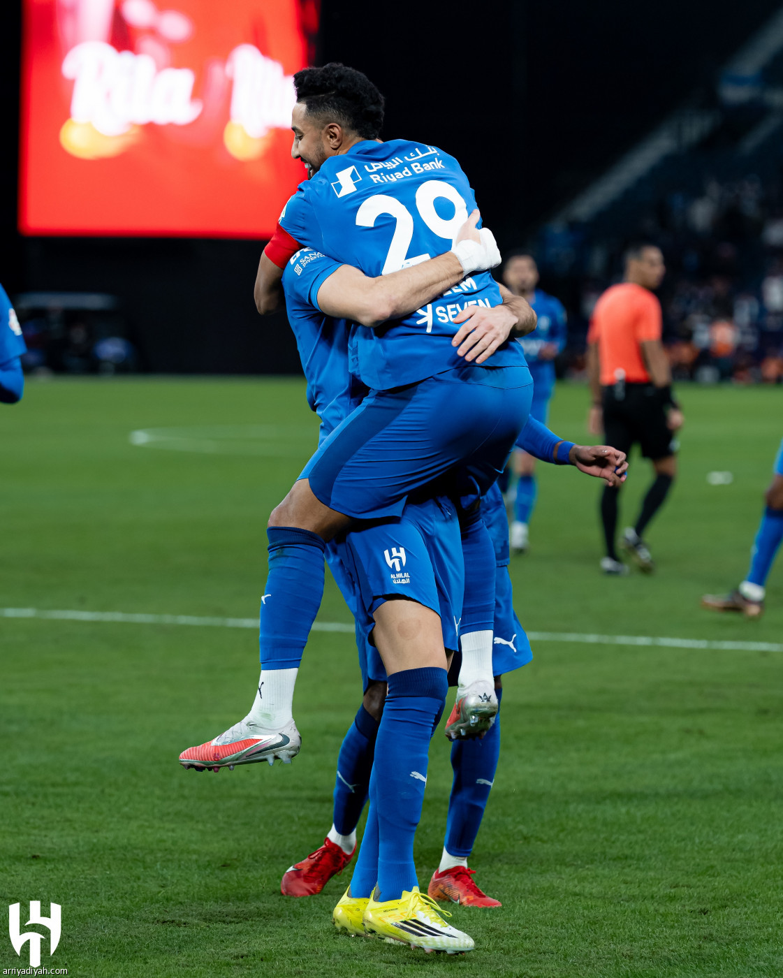 رباعية زرقاء