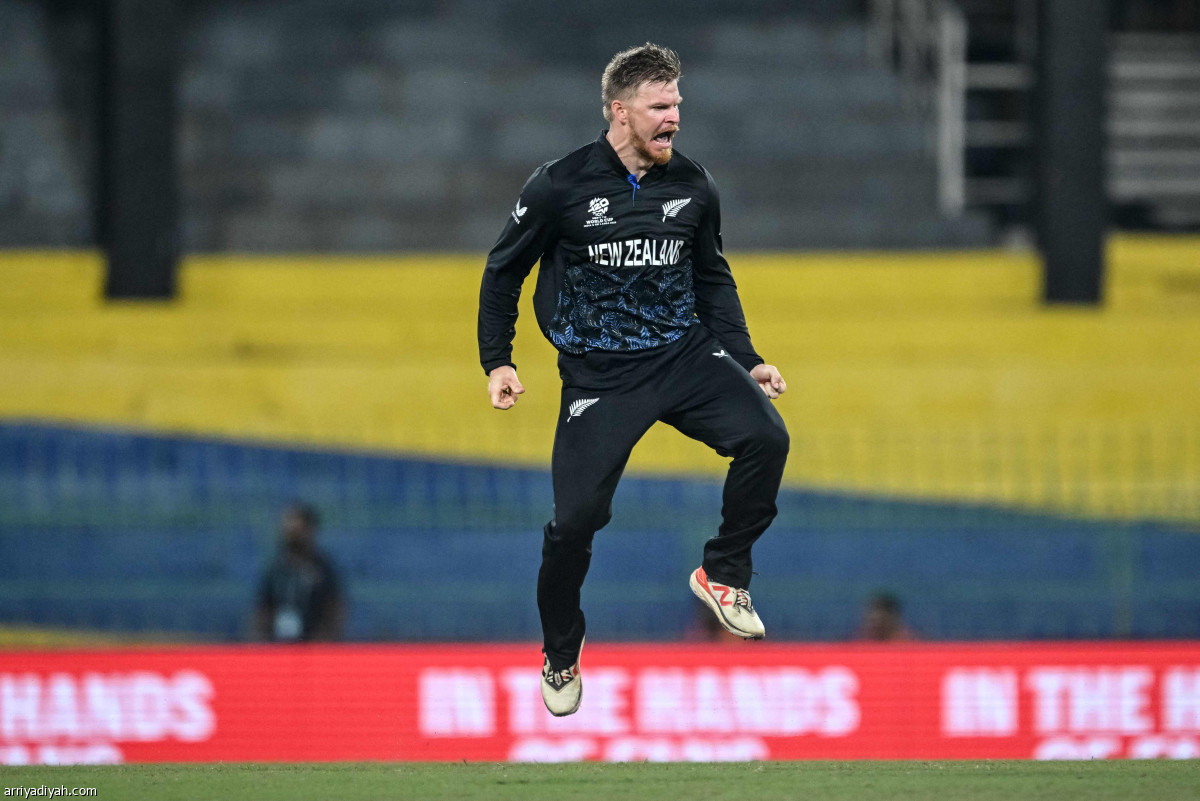 فيليبس يحتفل