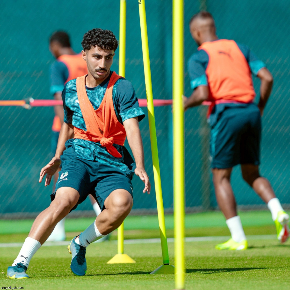 نيوم.. اختبار سرعات