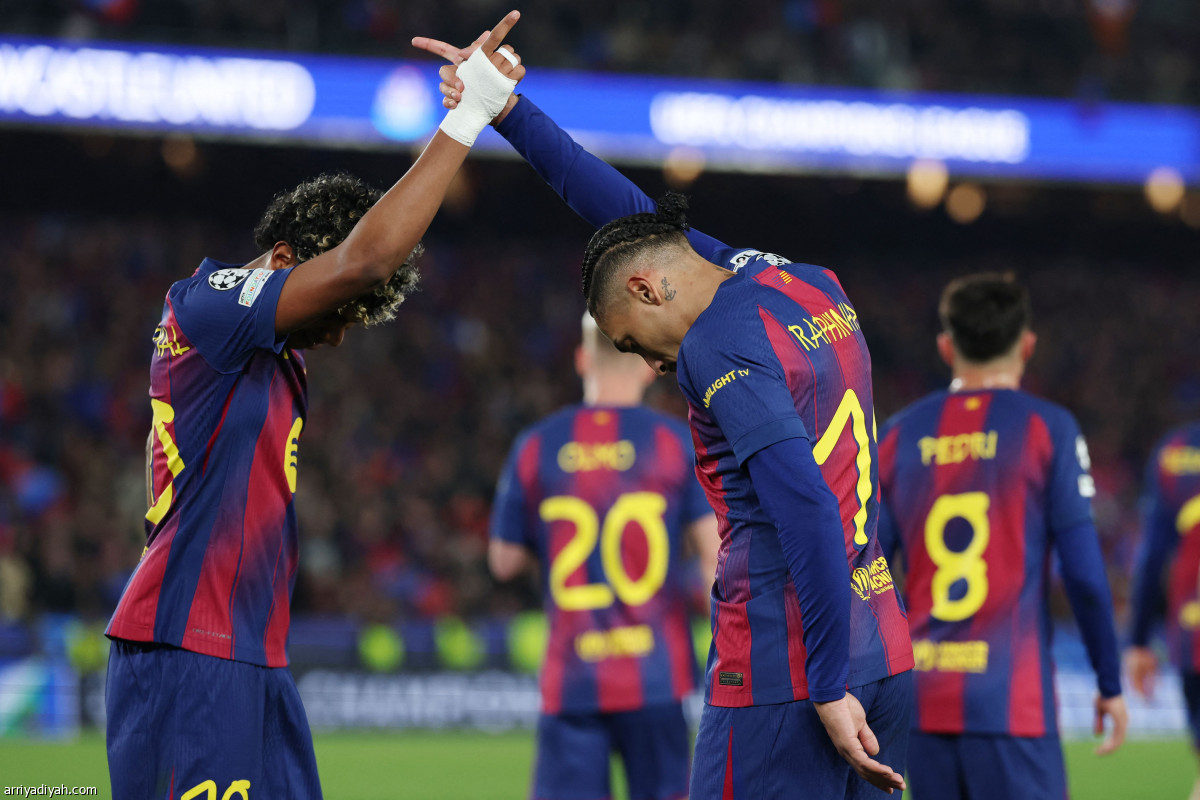 برشلونة يعبر