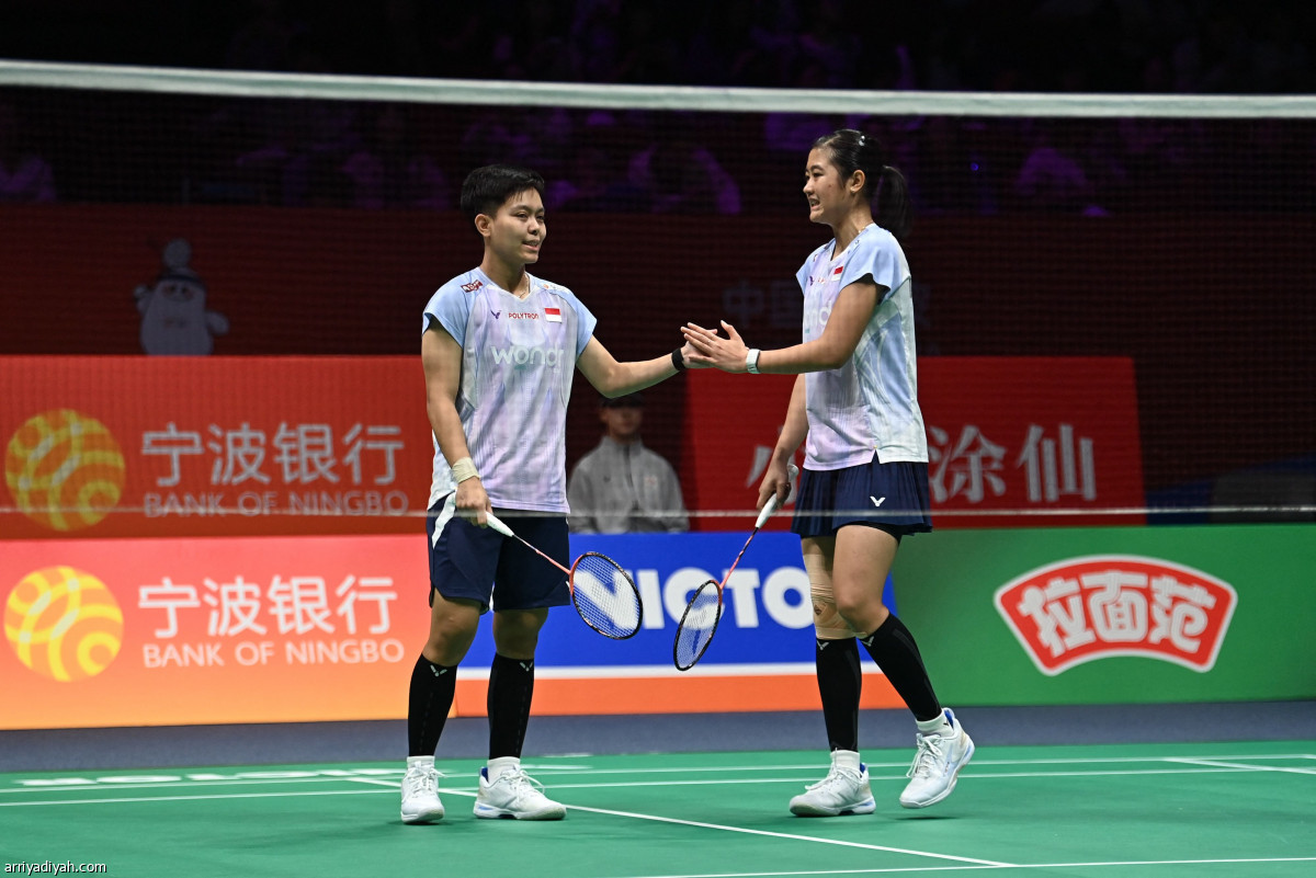 الريشة الطائرة